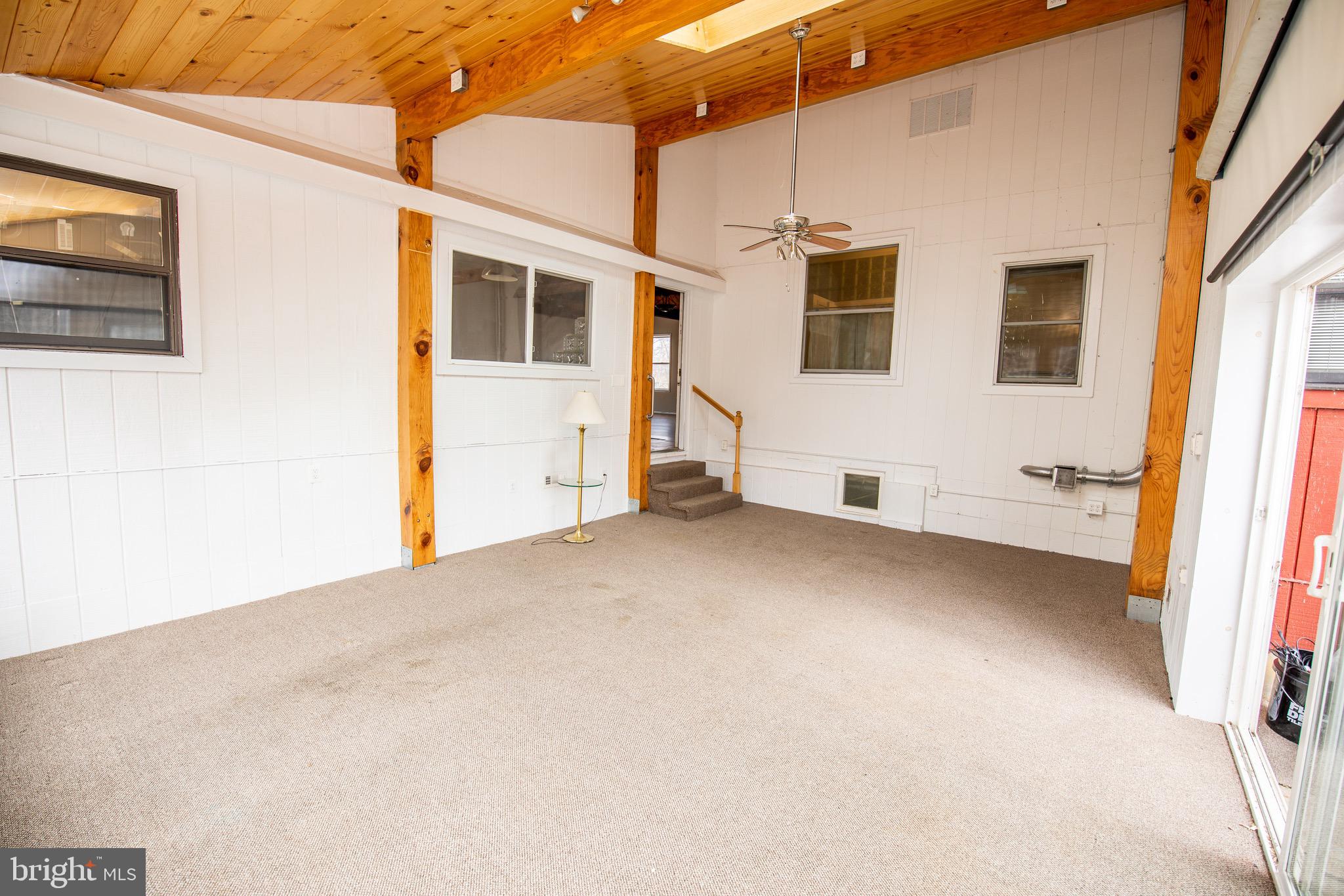 15406 Riding Stable Road Laurel, MD 20707 - Photo 16 of 62 Sun room