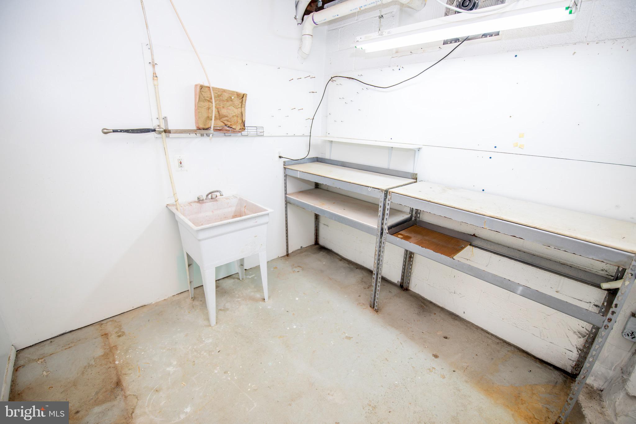 15406 Riding Stable Road Laurel, MD 20707 - Photo 38 of 62 Lower level workshop