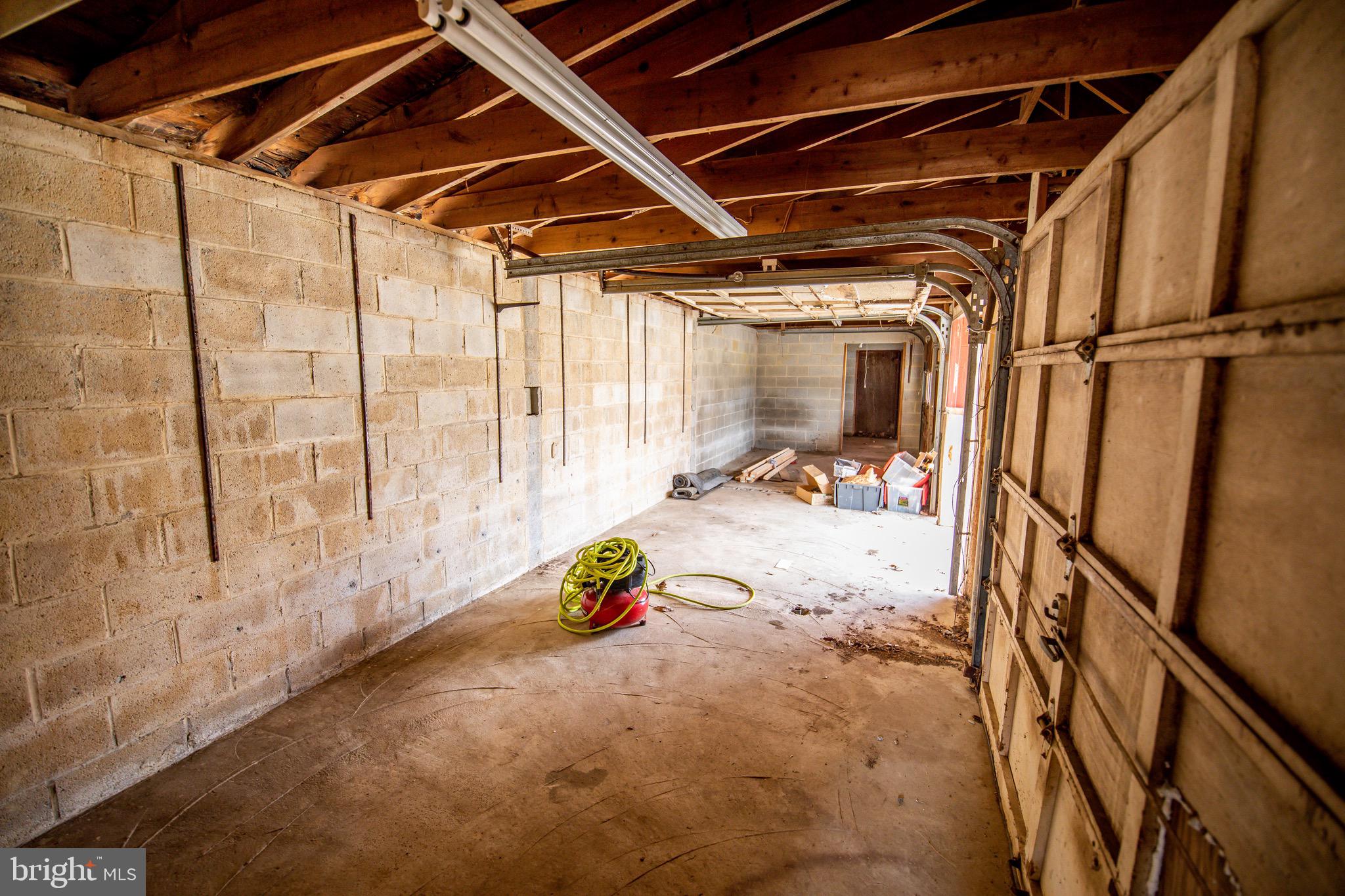 15406 Riding Stable Road Laurel, MD 20707 - Photo 45 of 62 Great space for workshop or studio