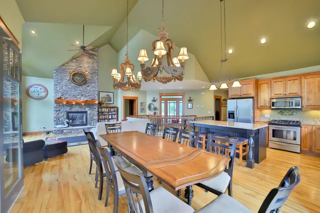 $1,895,000 | 2471 Birch Forest Road Southwest, Nisswa, MN 56468
