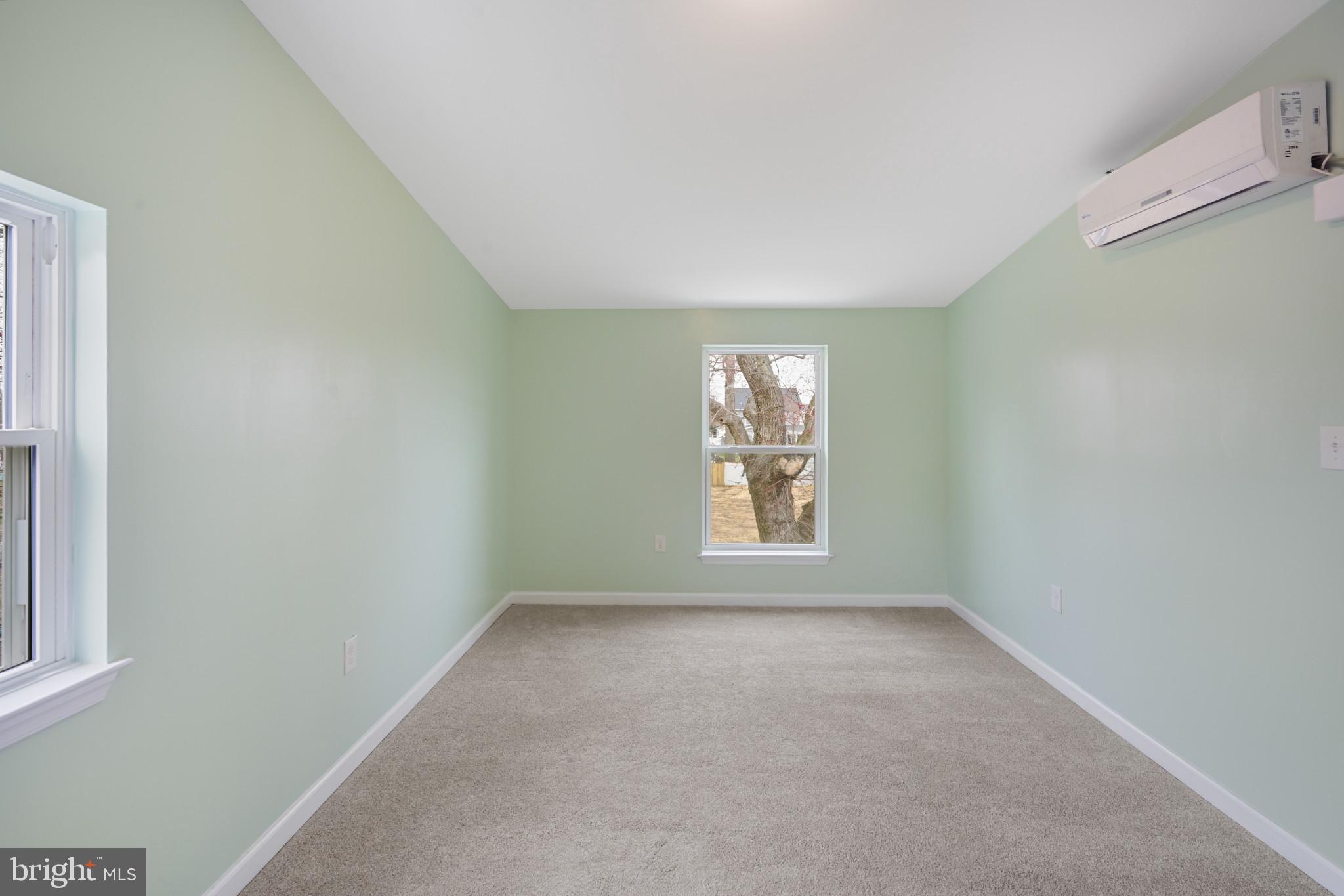 323 Wye Road Essex, MD 21221 - Photo 21 of 35 an empty room with a window