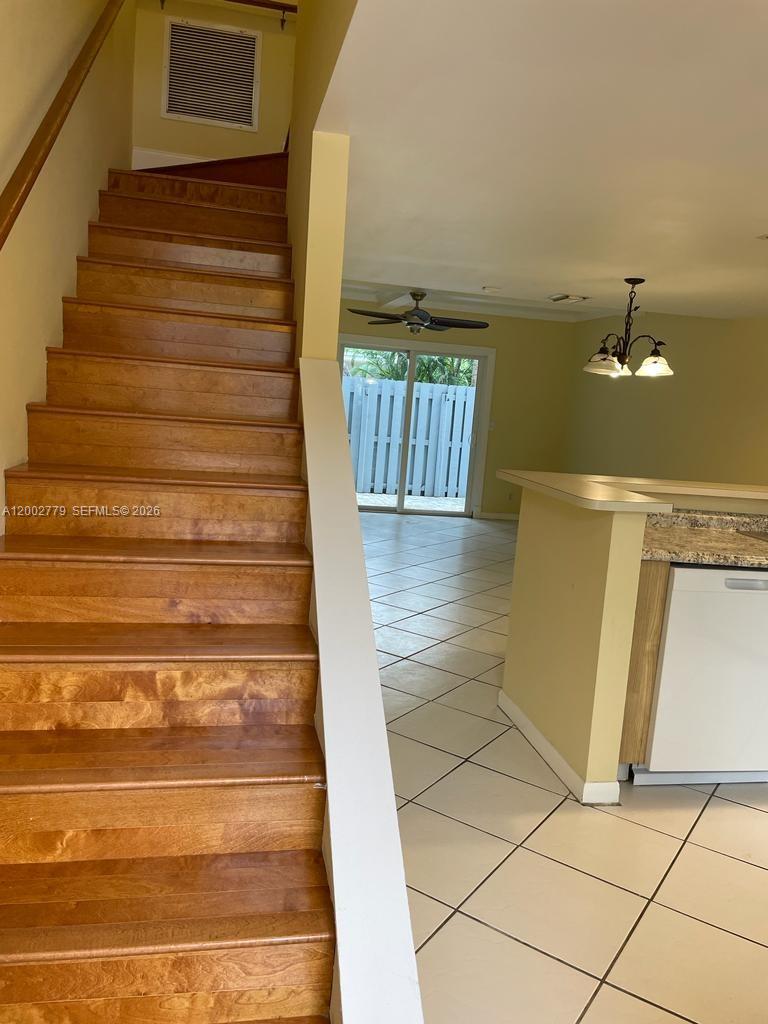 81 Southwest 3rd Street, Unit 81 Pompano Beach, FL 33060 - Photo 7 of 36