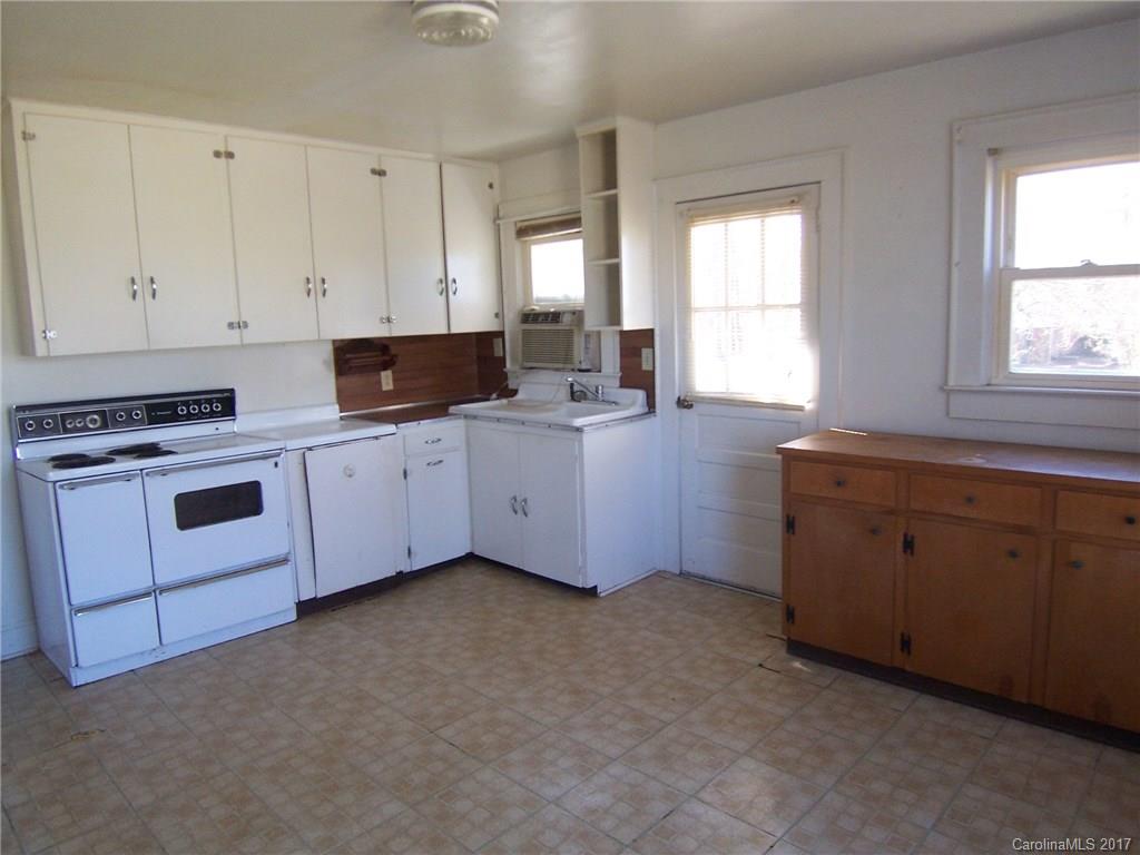 3719 Robert Riding Road Shelby, NC 28150 - Photo 3 of 13 Gallery Image 3