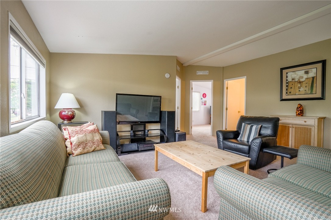 4715 Alderson Road Blaine, WA 98230 - Photo 12 of 25 Gallery Image 12