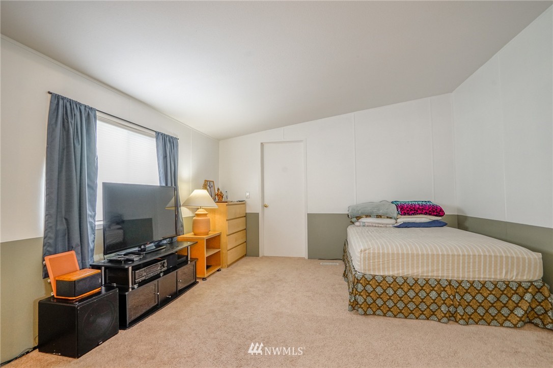 4715 Alderson Road Blaine, WA 98230 - Photo 13 of 25 Gallery Image 13