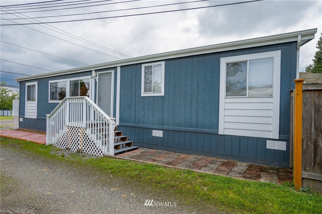 4715 Alderson Road Blaine, WA 98230 - Photo 3 of 25 Gallery Image 3