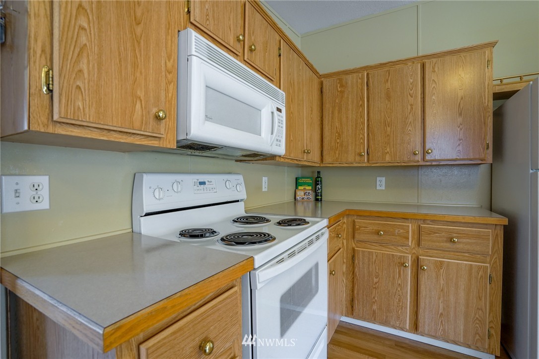 4715 Alderson Road Blaine, WA 98230 - Photo 9 of 25 Gallery Image 9