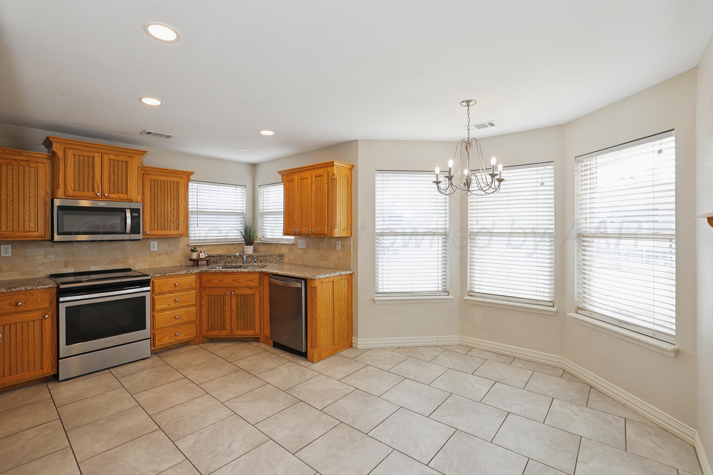 1503 Southwest 60th Avenue Amarillo, TX 79118 - Photo 10 of 31 12-Dining & Kitchen