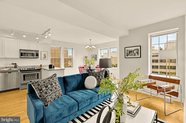 $425,000 | 1314 Massachusetts Avenue Northwest, Unit 703, Washington, DC 20005
