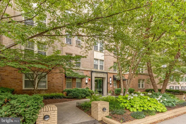$425,000 | 1314 Massachusetts Avenue Northwest, Unit 703, Washington, DC 20005