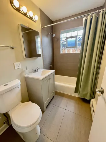 $2,250 | 5158 North Elston Avenue, Unit 3, Chicago, IL 60630