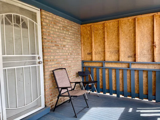 $2,250 | 5158 North Elston Avenue, Unit 3, Chicago, IL 60630