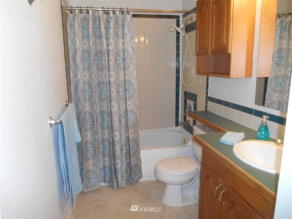 2030 169th Place Southeast Bothell, WA 98012 - Photo 13 of 22