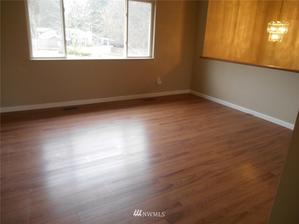 2030 169th Place Southeast Bothell, WA 98012 - Photo 5 of 22