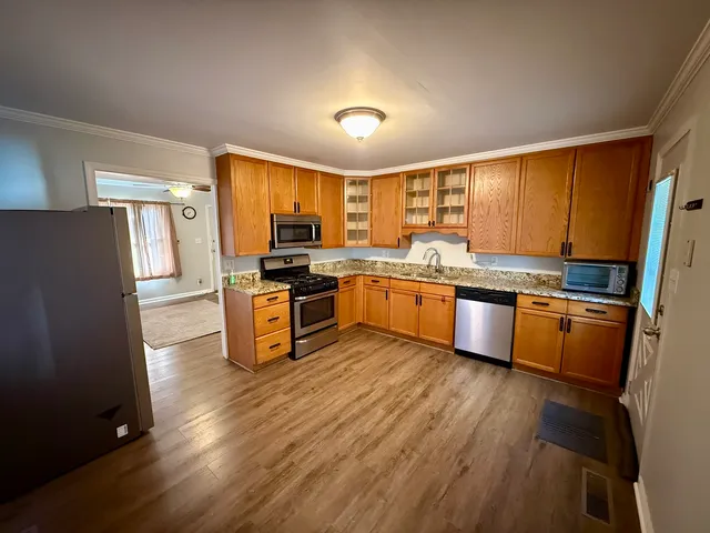 $245,000 | 905 Brentwood Drive, Joliet, IL 60435