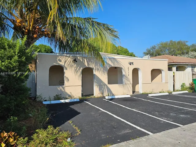 $449,999 | 2712 Northwest 14th Street, Fort Lauderdale, FL 33311