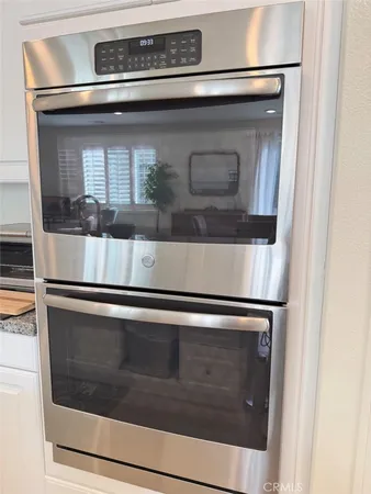 a close view of stove