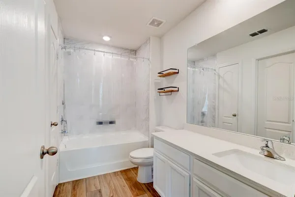 $299,900 | 33 Pine Croft Lane, Palm Coast, FL 32164