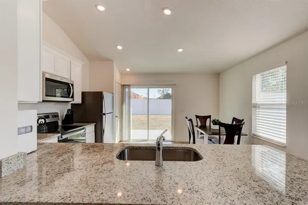 $299,900 | 33 Pine Croft Lane, Palm Coast, FL 32164