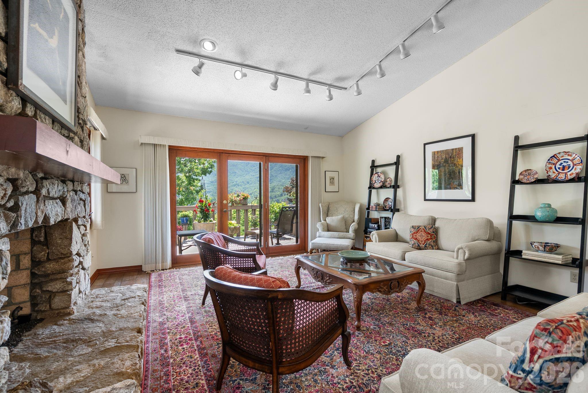 48 Stony Ridge Asheville, NC 28804 - Photo 10 of 38