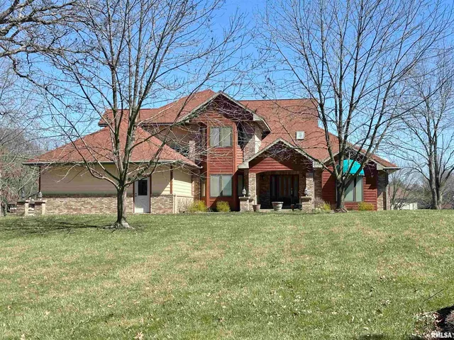 $399,900 | 112 Lonergan Lane, Jacksonville, IL 62650