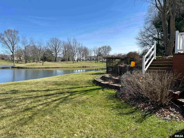 $399,900 | 112 Lonergan Lane, Jacksonville, IL 62650