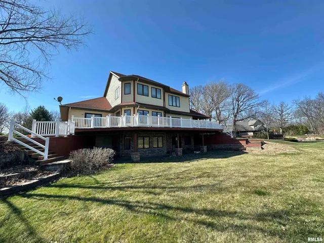 $399,900 | 112 Lonergan Lane, Jacksonville, IL 62650