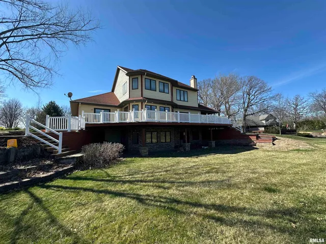 $399,900 | 112 Lonergan Lane, Jacksonville, IL 62650