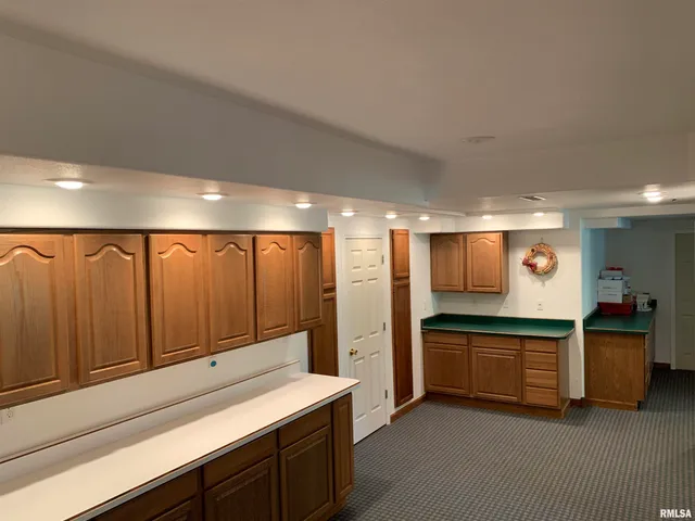 $399,900 | 112 Lonergan Lane, Jacksonville, IL 62650