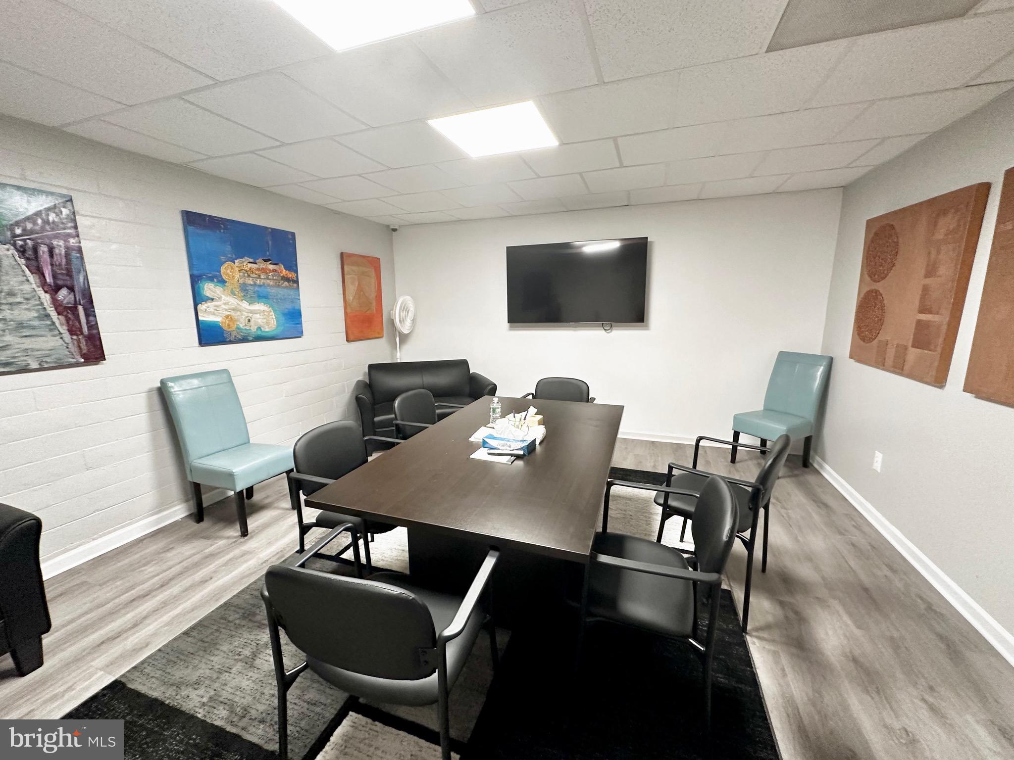 1601 Spring Garden Street, Unit M108 Philadelphia, PA 19130 - Photo 29 of 32