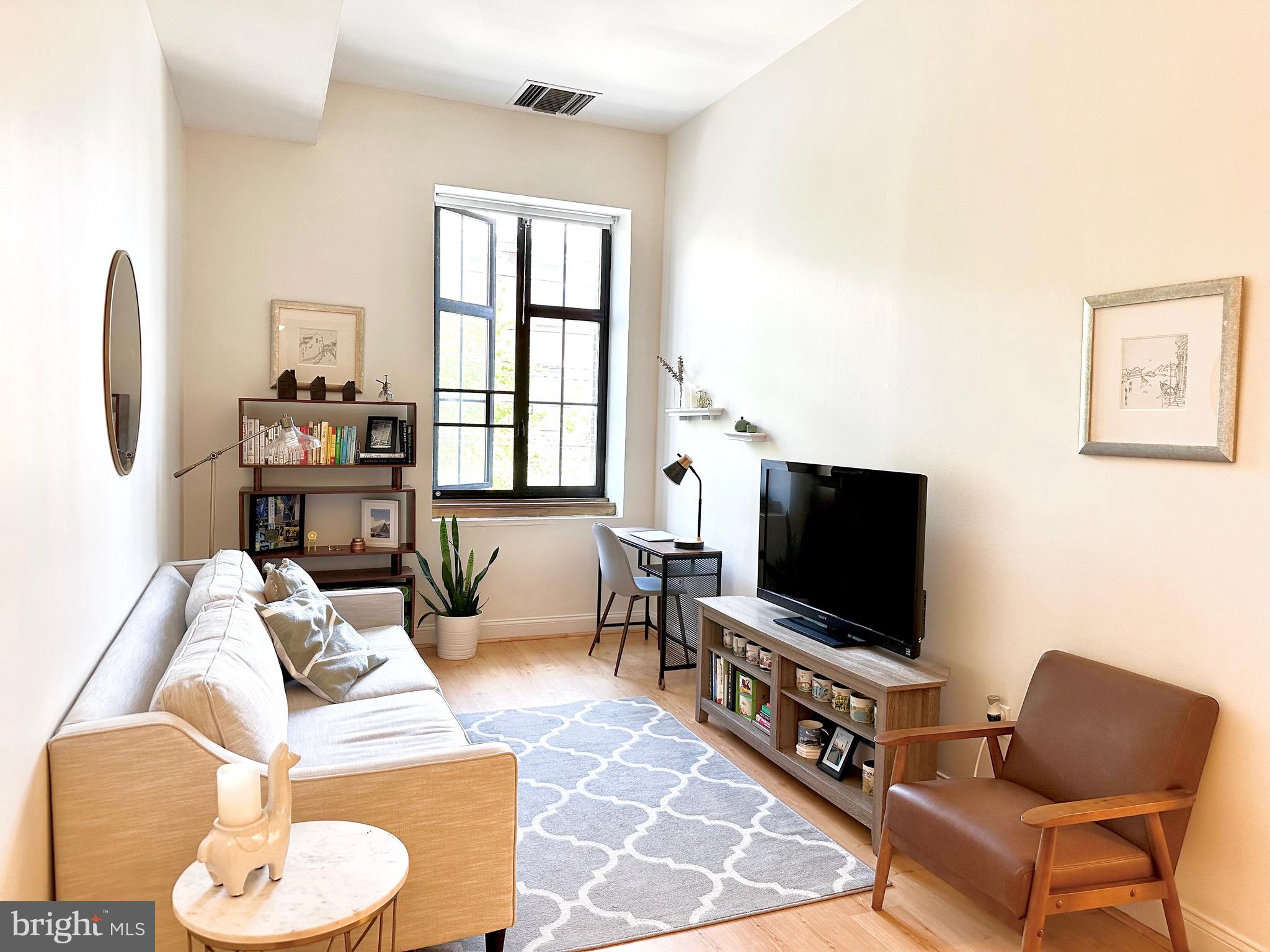 1601 Spring Garden Street, Unit M108 Philadelphia, PA 19130 - Photo 8 of 32