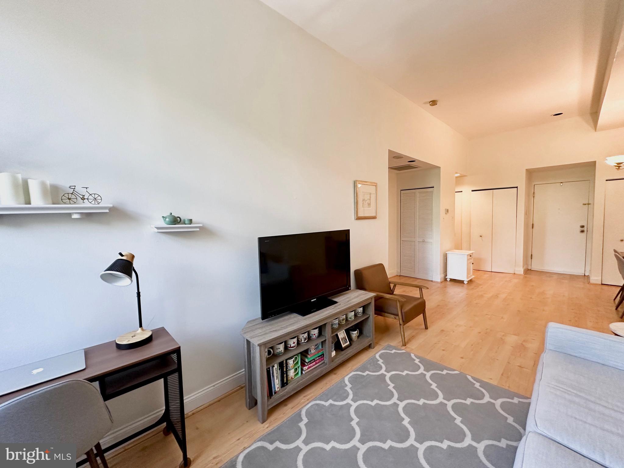 1601 Spring Garden Street, Unit M108 Philadelphia, PA 19130 - Photo 10 of 32