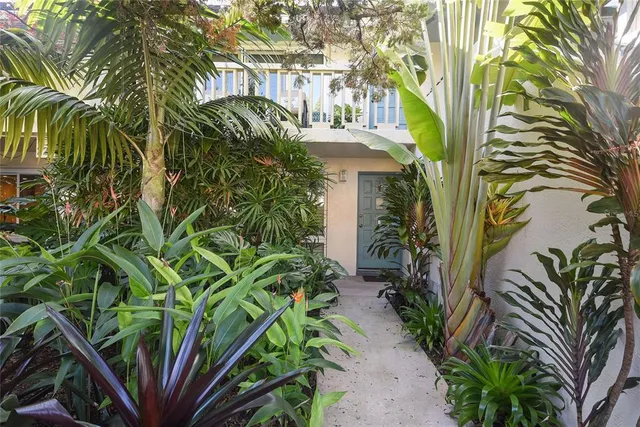 $649,000 | 101 South Interlachen Avenue, Unit 104, Winter Park, FL 32789