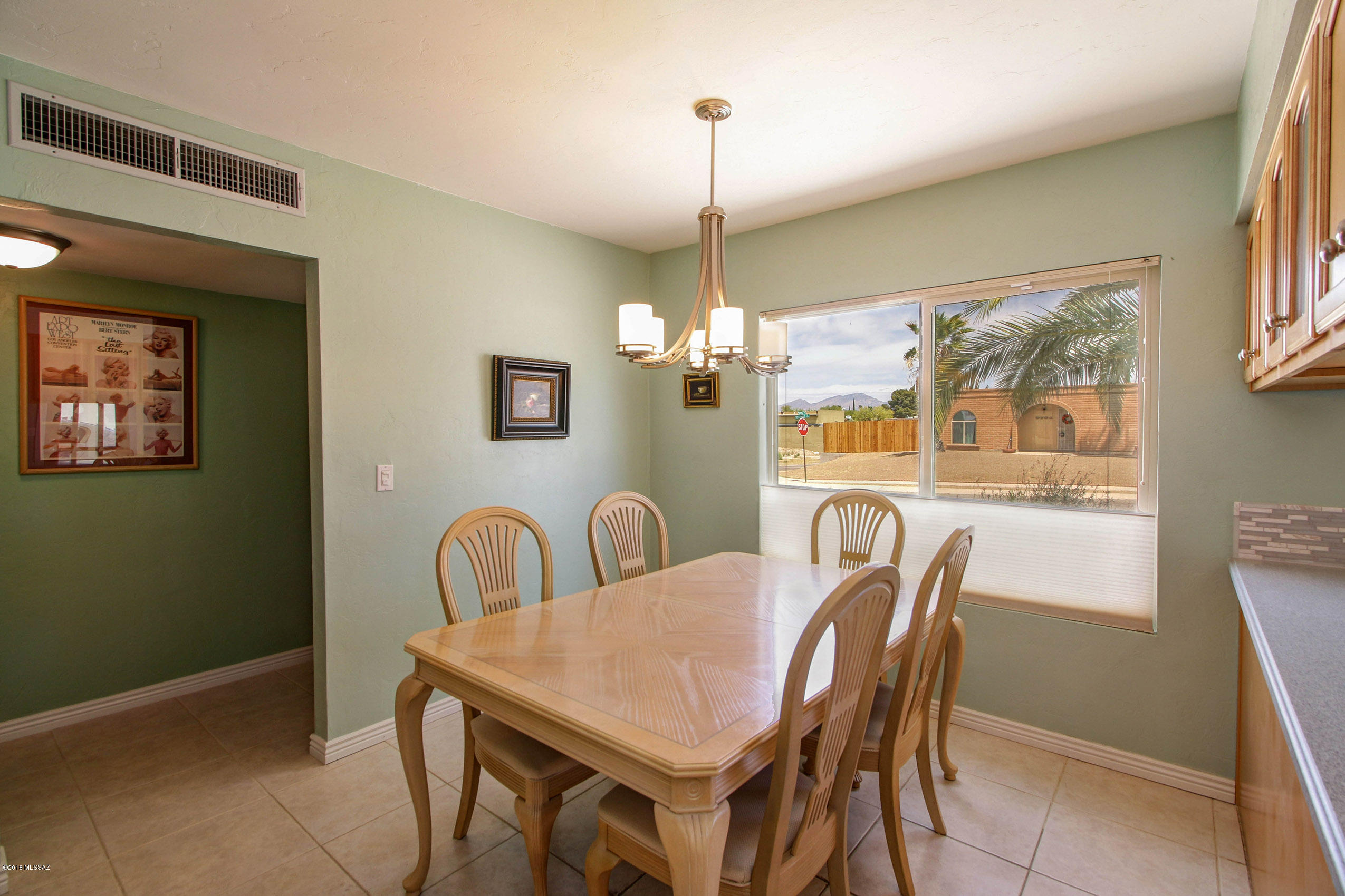 9702 East Sellarole Road Tucson, AZ 85730 - Photo 7 of 22 Gallery Image 7