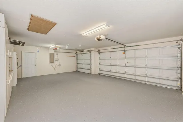 $880,000 | 5516 Garden Arbor Drive, Lutz, FL 33558