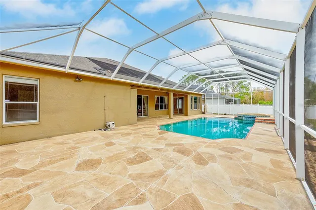 $880,000 | 5516 Garden Arbor Drive, Lutz, FL 33558
