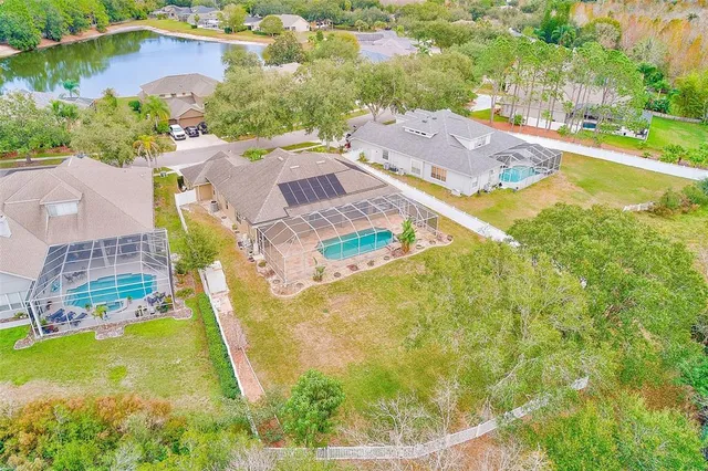 $880,000 | 5516 Garden Arbor Drive, Lutz, FL 33558