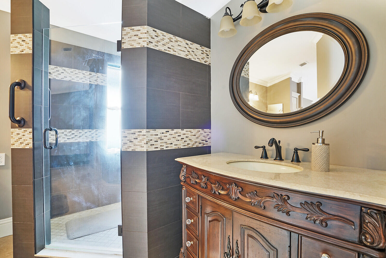 2208 Soundings Court Greenacres, FL 33413 - Photo 21 of 32 Master Ensuite