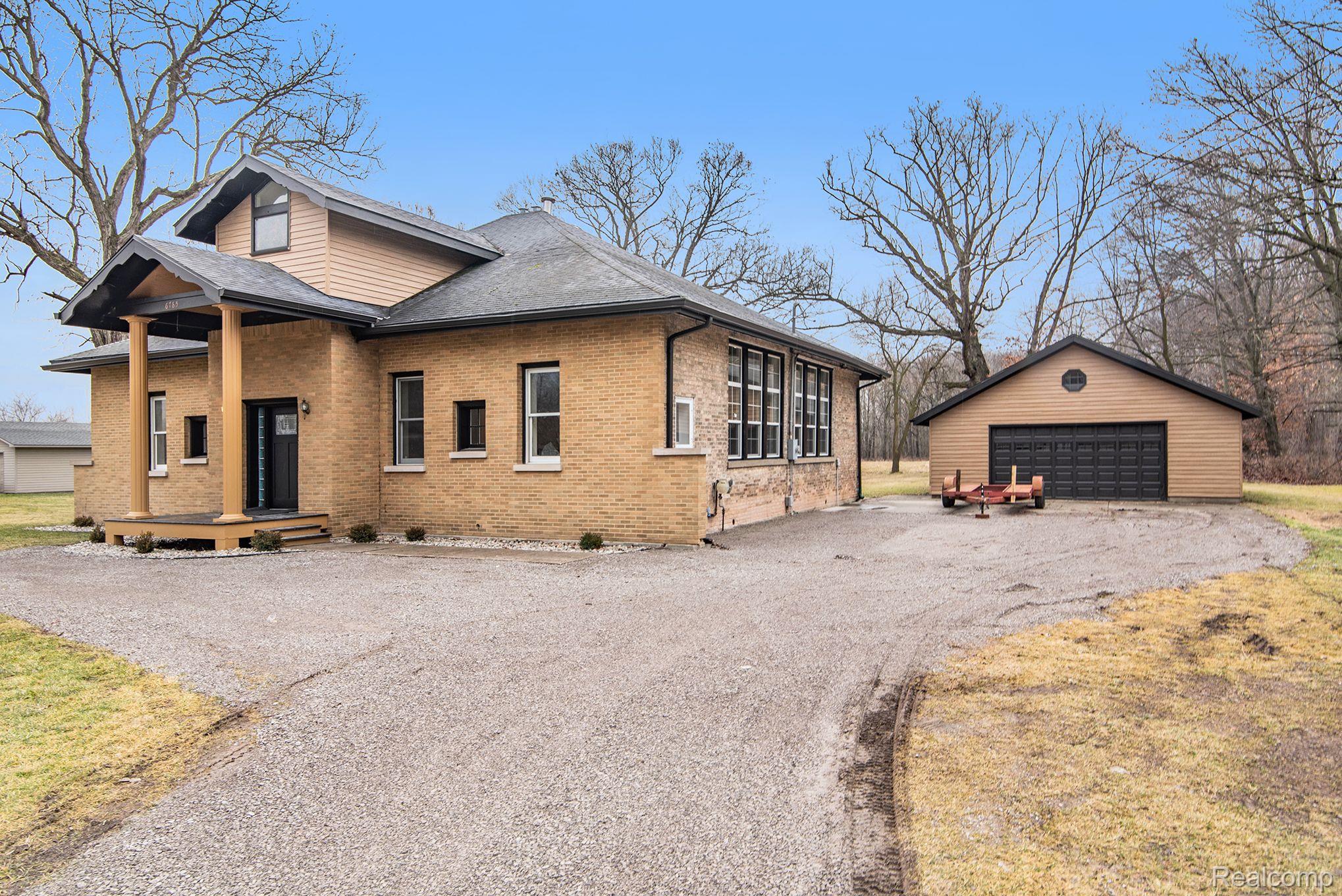 6785 Dutch Road Saginaw, MI 48609 - Photo 6 of 34
