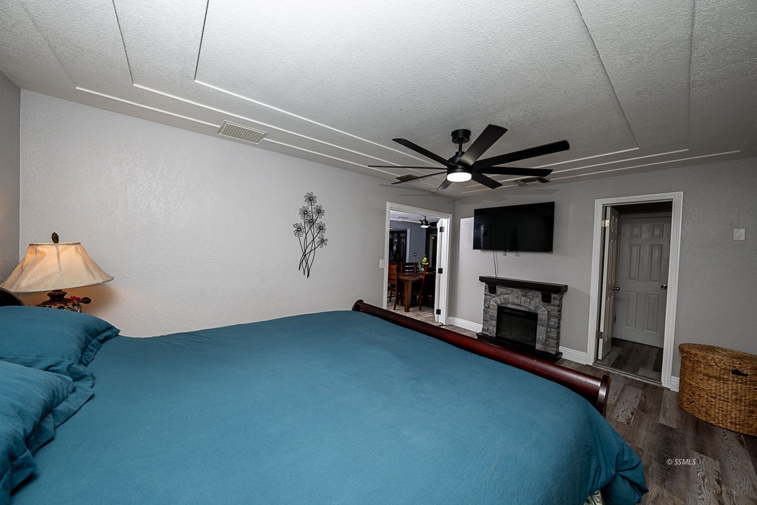 329 Mamie Street Ridgecrest, CA 93555 - Photo 16 of 50 Gallery Image 16