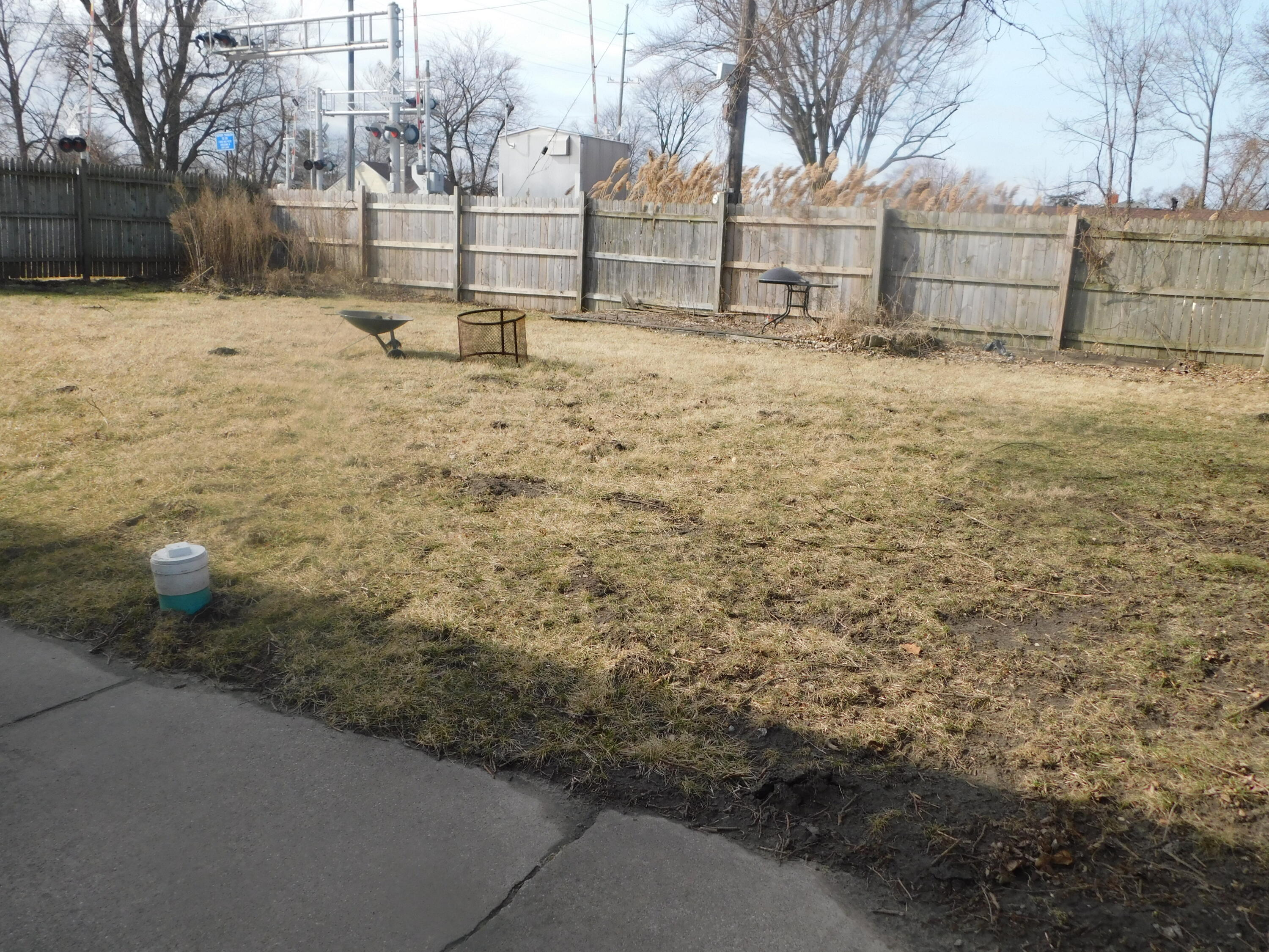 902 North Wood Street Griffith, IN 46319 - Photo 5 of 19 3000x2250