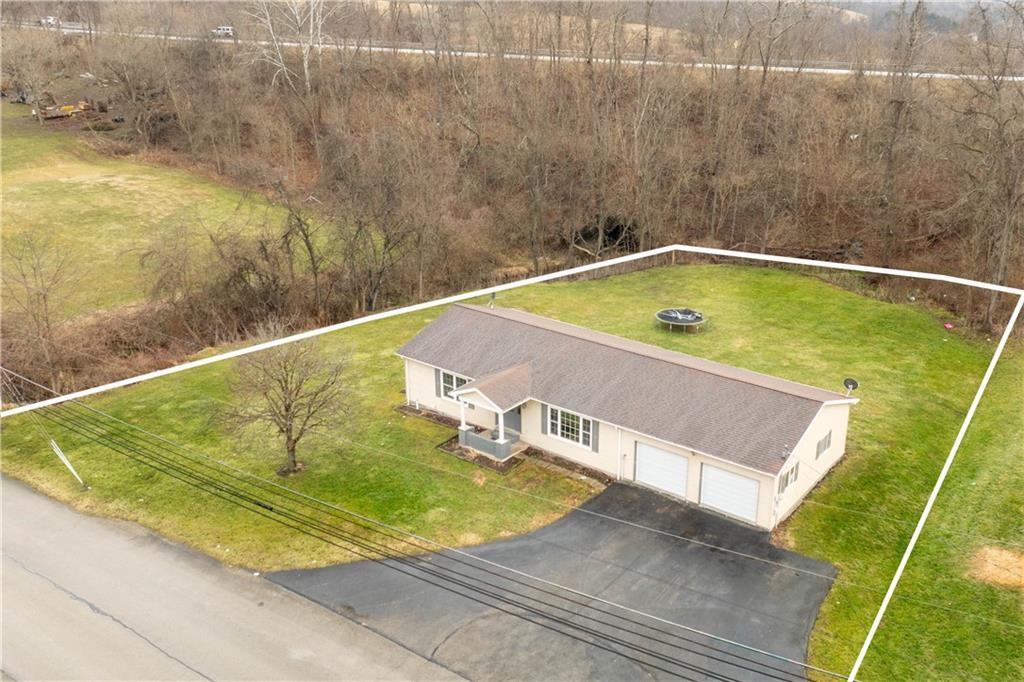 864 Edenborn Road McClellandtown, PA 15458 - Photo 4 of 23