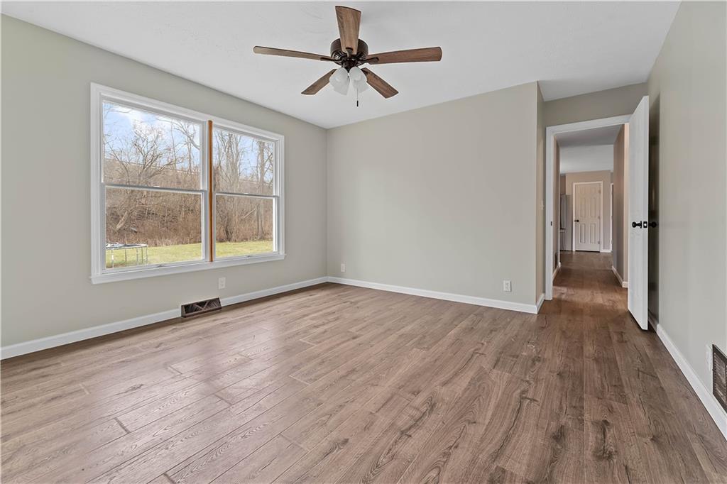 864 Edenborn Road McClellandtown, PA 15458 - Photo 8 of 23