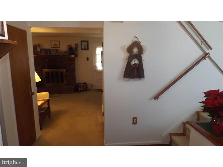 1566 Deer Run Road Warminster, PA 18974 - Photo 2 of 19 Gallery Image 2