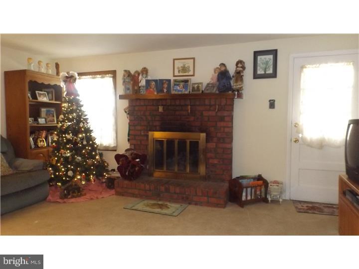 1566 Deer Run Road Warminster, PA 18974 - Photo 16 of 19 Gallery Image 16