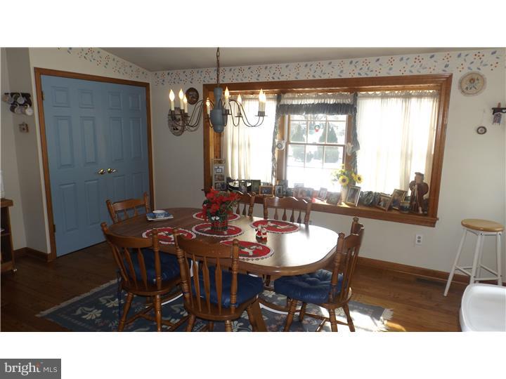 1566 Deer Run Road Warminster, PA 18974 - Photo 4 of 19 Gallery Image 4
