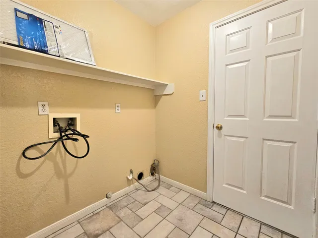 $1,950 | 20170 Southern Colony Court, Katy, TX 77449