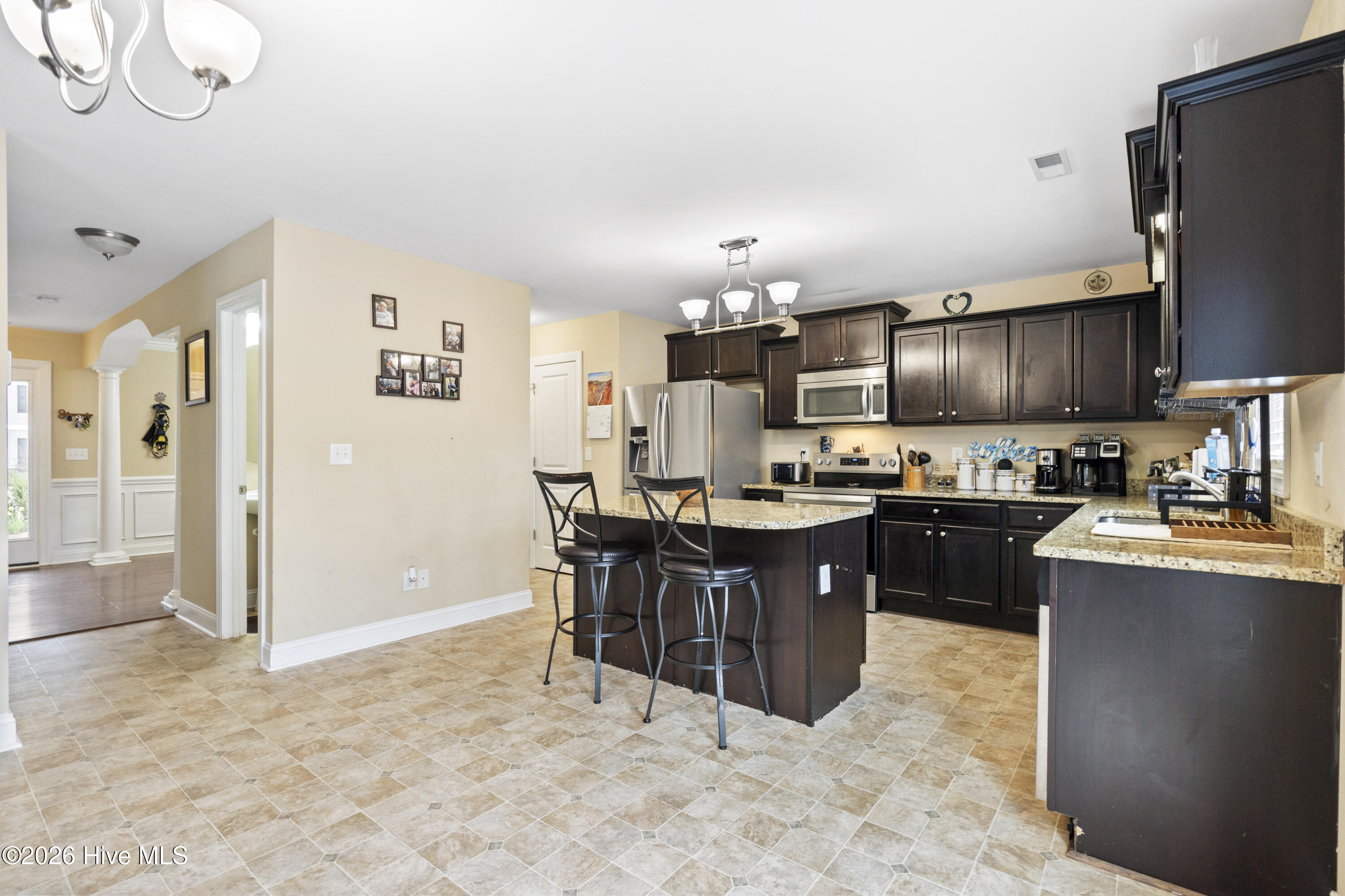 140 Pine Cove Road New Bern, NC 28562 - Photo 13 of 49 Kitchen