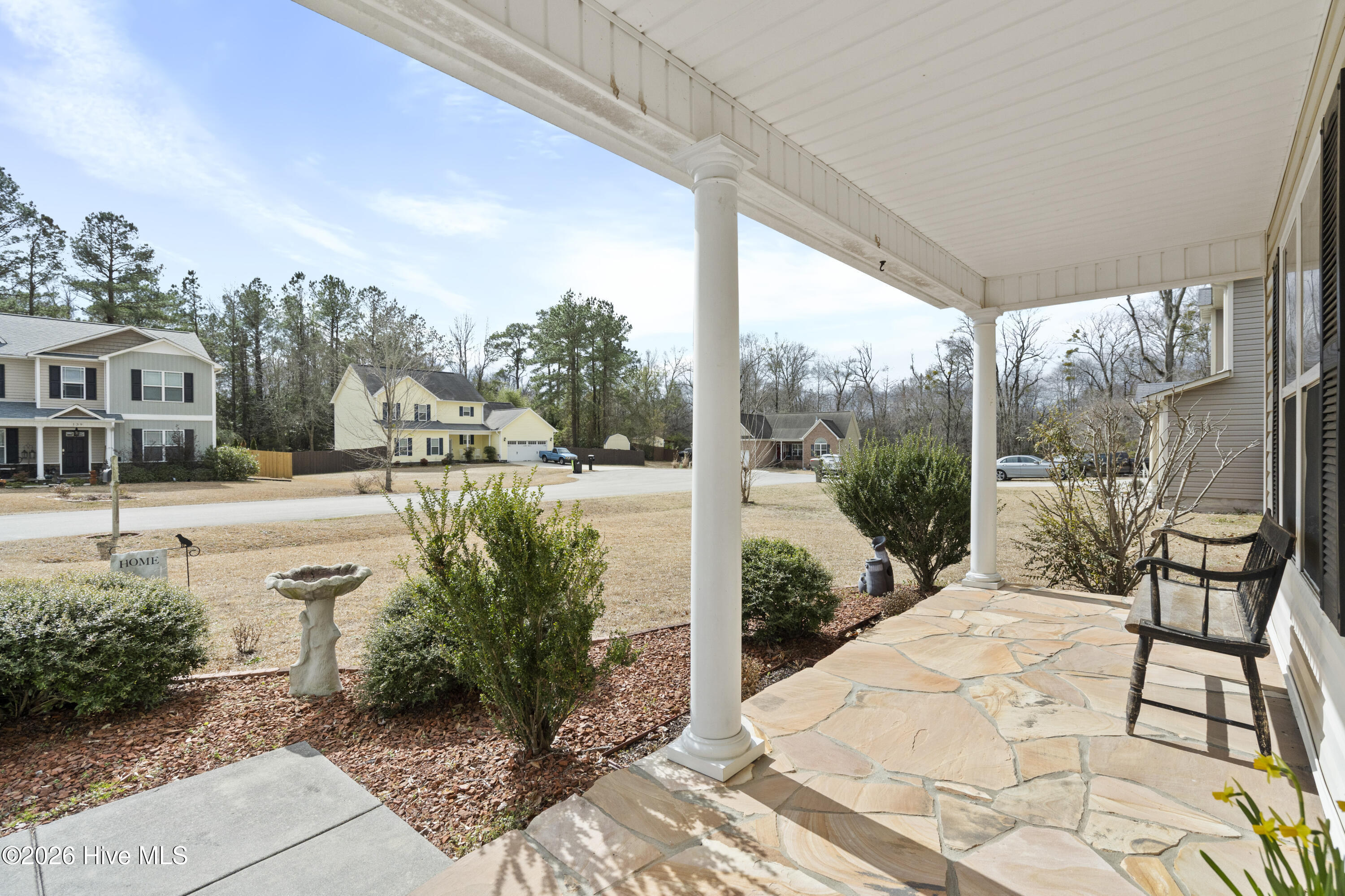 140 Pine Cove Road New Bern, NC 28562 - Photo 5 of 49 Front Porch