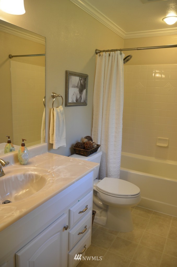 1224 235th Place Southwest Bothell, WA 98021 - Photo 13 of 25